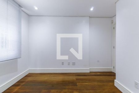 Casa à venda com 389m², 3 quartos e 4 vagasQuarto 2