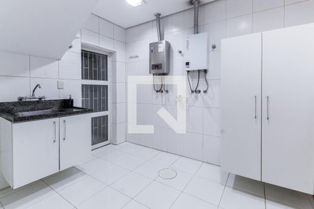 Casa à venda com 389m², 3 quartos e 4 vagasÁrea de serviço