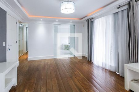 Casa à venda com 389m², 3 quartos e 4 vagasSuíte