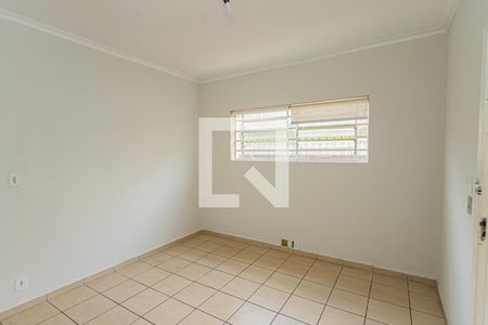 Casa à venda com 200m², 3 quartos e 2 vagasCopa