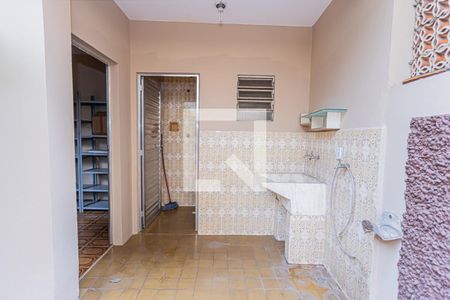 Casa à venda com 200m², 3 quartos e 2 vagasÁrea de Serviço