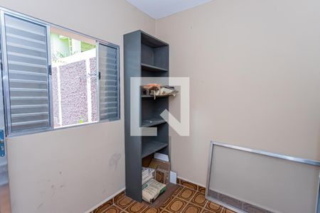 Casa à venda com 200m², 3 quartos e 2 vagasQuarto de Serviço