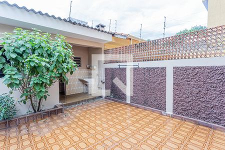 Casa à venda com 200m², 3 quartos e 2 vagasQuintal