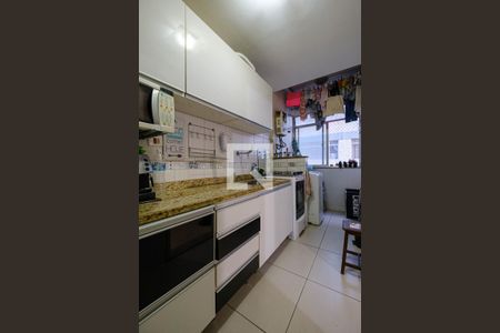 Apartamento à venda com 55m², 2 quartos e 1 vaga Apartamento à venda com 55m², 2 quartos e 1 vagaCozinha