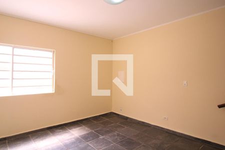 Sala de casa para alugar com 4 quartos, 120m² em Vila Ester (zona Norte), São Paulo
