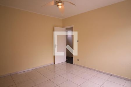Quarto 1 de casa para alugar com 4 quartos, 120m² em Vila Ester (zona Norte), São Paulo