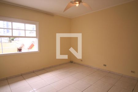 Quarto 1 de casa para alugar com 4 quartos, 120m² em Vila Ester (zona Norte), São Paulo