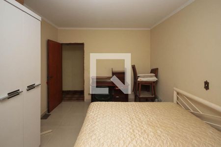 Casa à venda com 315m², 3 quartos e 7 vagas Casa à venda com 315m², 3 quartos e 7 vagasQuarto 02