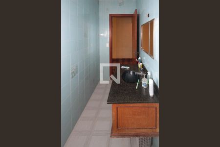 Casa à venda com 315m², 3 quartos e 7 vagas Casa à venda com 315m², 3 quartos e 7 vagasBanheiro Social