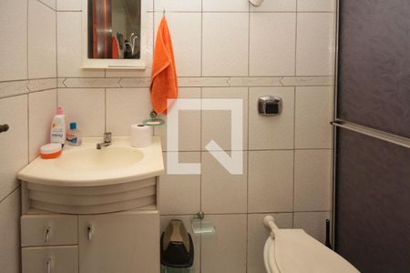 Casa à venda com 315m², 3 quartos e 7 vagas Casa à venda com 315m², 3 quartos e 7 vagasBanheiro de Serviço