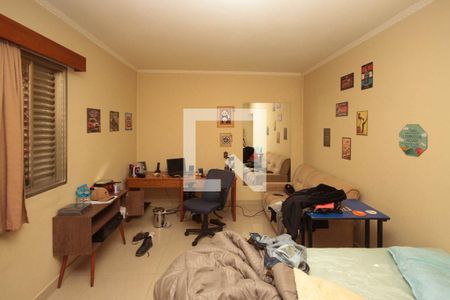 Casa à venda com 315m², 3 quartos e 7 vagas Casa à venda com 315m², 3 quartos e 7 vagasQuarto 03