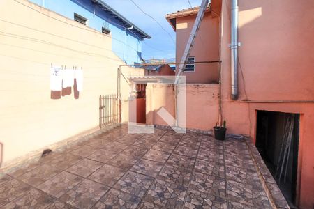 Casa à venda com 85m², 2 quartos e 1 vagaQuintal
