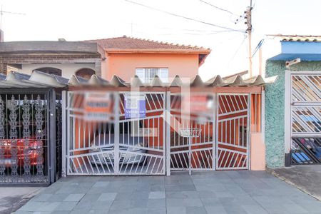 Casa à venda com 85m², 2 quartos e 1 vagaFachada