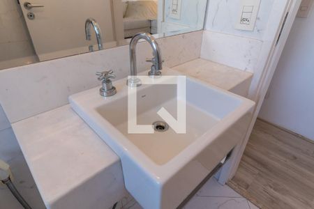 Apartamento à venda com 79m², 2 quartos e 2 vagasBanheiro 2