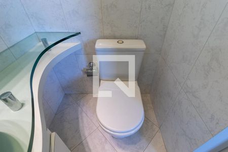 Apartamento à venda com 79m², 2 quartos e 2 vagasBanheiro da Suíte