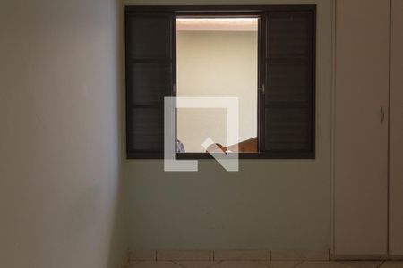 Casa à venda com 150m², 2 quartos e 2 vagas Casa à venda com 150m², 2 quartos e 2 vagasQuarto 1