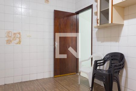 Casa à venda com 150m², 2 quartos e 2 vagas Casa à venda com 150m², 2 quartos e 2 vagasCozinha