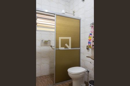 Casa à venda com 150m², 2 quartos e 2 vagas Casa à venda com 150m², 2 quartos e 2 vagasBanheiro