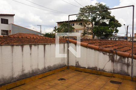 Casa à venda com 150m², 2 quartos e 2 vagas Casa à venda com 150m², 2 quartos e 2 vagasQuintal