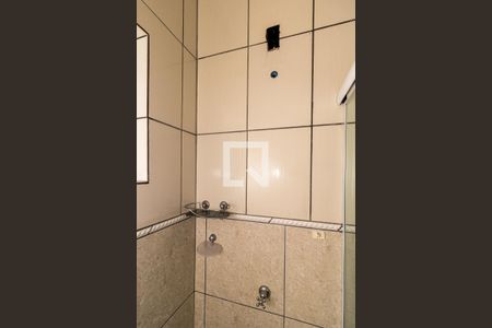 Suíte banheiro  de apartamento para alugar com 2 quartos, 92m² em Santa Cecília, Porto Alegre