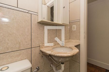 Suíte banheiro  de apartamento para alugar com 2 quartos, 92m² em Santa Cecília, Porto Alegre