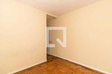 Suíte de apartamento para alugar com 2 quartos, 92m² em Santa Cecília, Porto Alegre