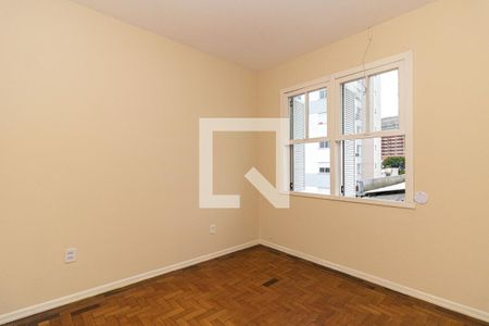 Suíte de apartamento para alugar com 2 quartos, 92m² em Santa Cecília, Porto Alegre
