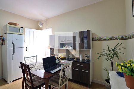 Casa à venda com 300m², 4 quartos e 4 vagasCozinha