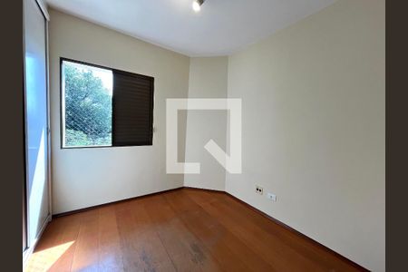 Apartamento à venda com 75m², 3 quartos e 2 vagas Apartamento à venda com 75m², 3 quartos e 2 vagasQuarto 2