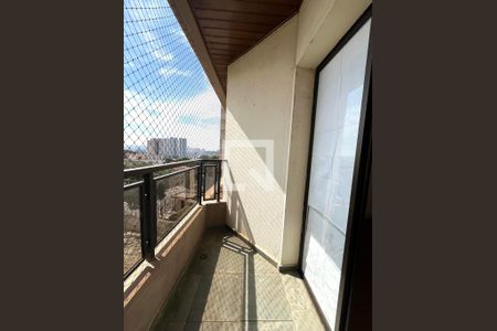 Apartamento à venda com 75m², 3 quartos e 2 vagas Apartamento à venda com 75m², 3 quartos e 2 vagasVaranda Quarto 1