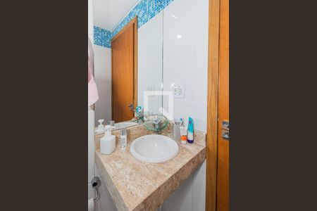 Apartamento à venda com 90m², 3 quartos e 1 vaga Apartamento à venda com 90m², 3 quartos e 1 vagaBanheiro