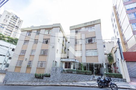 Apartamento à venda com 171m², 4 quartos e 2 vagasFachada