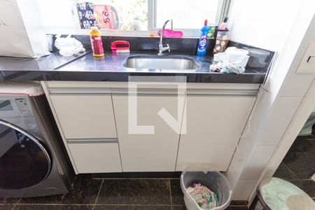 Apartamento à venda com 171m², 4 quartos e 2 vagasArmário da Área de Serviço