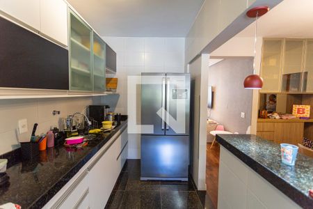 Apartamento à venda com 171m², 4 quartos e 2 vagasCozinha