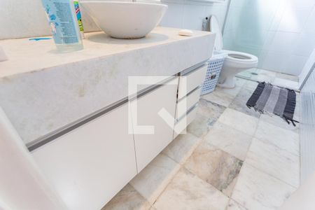 Apartamento à venda com 171m², 4 quartos e 2 vagasArmário do Banheiro da Suíte