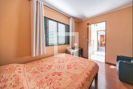 Casa à venda com 184m², 4 quartos e 2 vagasQuarto 3