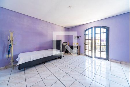 Casa à venda com 184m², 4 quartos e 2 vagasQuarto 2