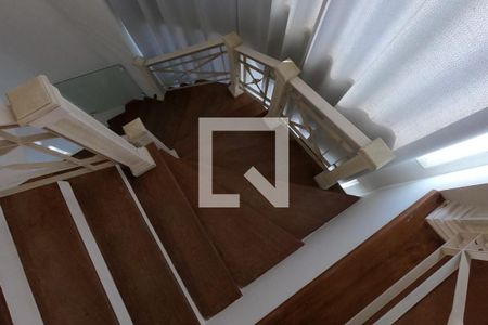 Apartamento à venda com 461m², 3 quartos e 5 vagas Apartamento à venda com 461m², 3 quartos e 5 vagasAcesso a Cobertura