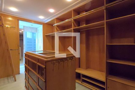 Apartamento à venda com 461m², 3 quartos e 5 vagas Apartamento à venda com 461m², 3 quartos e 5 vagasSuíte 3