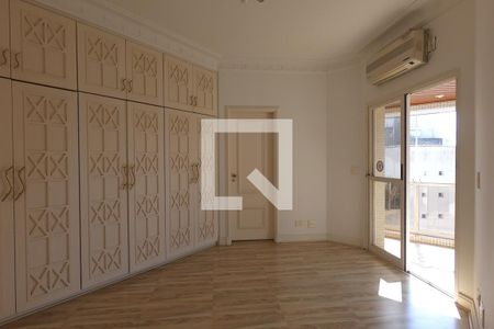 Apartamento à venda com 461m², 3 quartos e 5 vagas Apartamento à venda com 461m², 3 quartos e 5 vagasSuíte 2