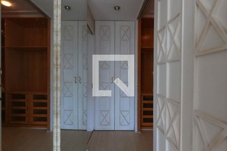 Apartamento à venda com 461m², 3 quartos e 5 vagas Apartamento à venda com 461m², 3 quartos e 5 vagasSuíte 3