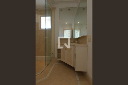 Apartamento à venda com 461m², 3 quartos e 5 vagas Apartamento à venda com 461m², 3 quartos e 5 vagasBanheiro da Suíte 2