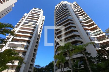 Apartamento à venda com 461m², 3 quartos e 5 vagas Apartamento à venda com 461m², 3 quartos e 5 vagasFachada