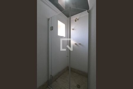 Apartamento à venda com 461m², 3 quartos e 5 vagas Apartamento à venda com 461m², 3 quartos e 5 vagasBanheiro da Suíte
