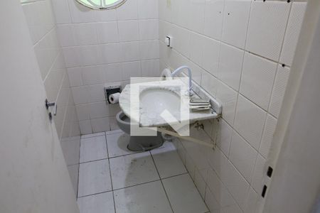 Casa à venda com 240m², 4 quartos e 4 vagasLavabo