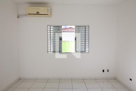 Casa à venda com 240m², 4 quartos e 4 vagasQuarto 4