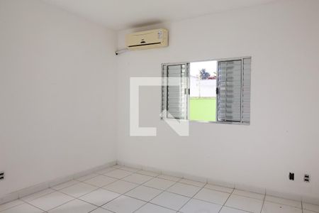 Casa à venda com 240m², 4 quartos e 4 vagasQuarto 4