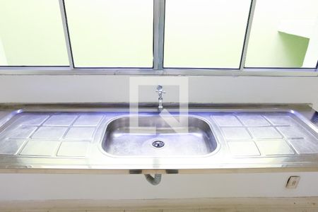 Casa à venda com 240m², 4 quartos e 4 vagasCozinha