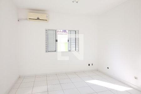 Casa à venda com 240m², 4 quartos e 4 vagasQuarto 4