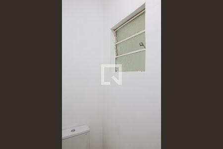 Casa à venda com 240m², 4 quartos e 4 vagasBanheiro de Serviço